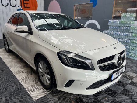 2017 Mercedes-Benz A-Class 2017 MERCEDES-BENZ A180 80K KM AUTOMATIC/ PARKING CAMERA AND MORE