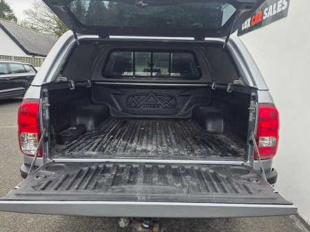 2021 Toyota Hilux - photo 12