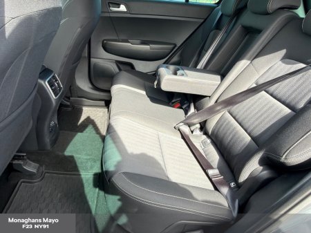 2020 Kia Sportage - photo 7
