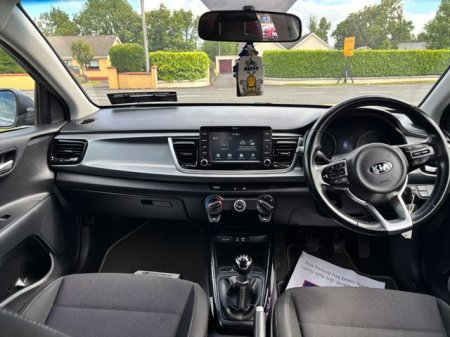 2020 Kia Rio - photo 19