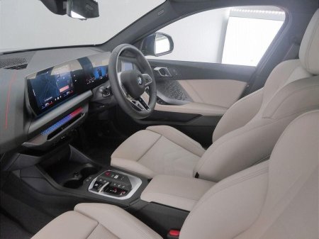 2026 BMW 1-Series - photo 7