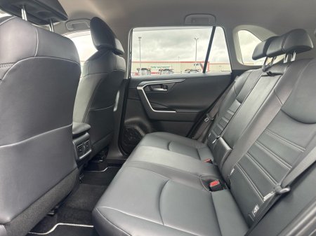 2025 Toyota RAV4 - photo 7