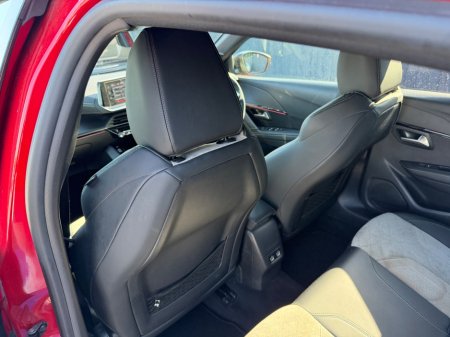 2021 Peugeot 208 - photo 38