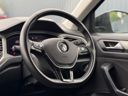 2021 Volkswagen T-Roc - photo 12