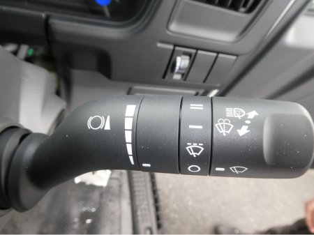 2026 Isuzu NPR - photo 15