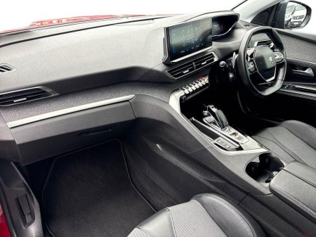 2023 Peugeot 3008 - photo 2