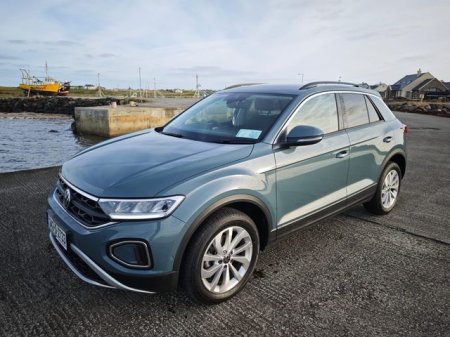 2024 Volkswagen T-Roc - photo 8