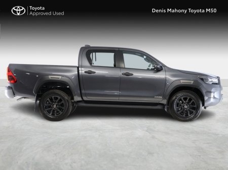 2026 Toyota Hilux - photo 3