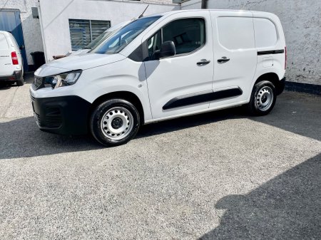 2023 Peugeot Partner - photo 27