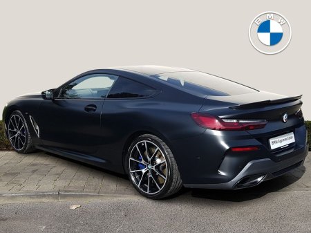 2021 BMW 8-Series - photo 2