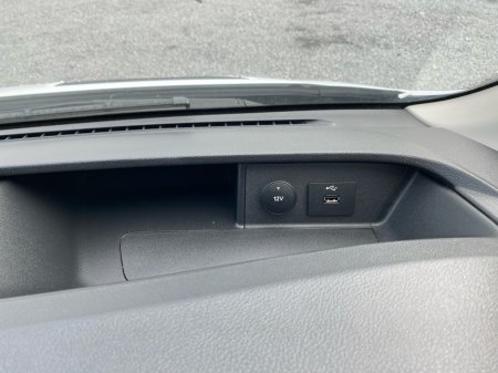 2022 Ford Transit - photo 17