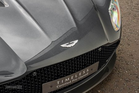 2019 Aston Martin DBS - photo 16