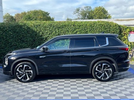 2022 Mitsubishi Outlander - photo 3