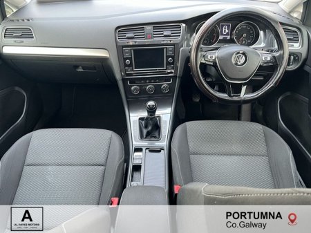 2019 Volkswagen Golf - photo 2