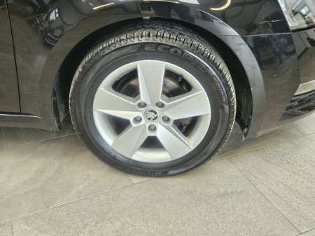 2019 Skoda Octavia - photo 5