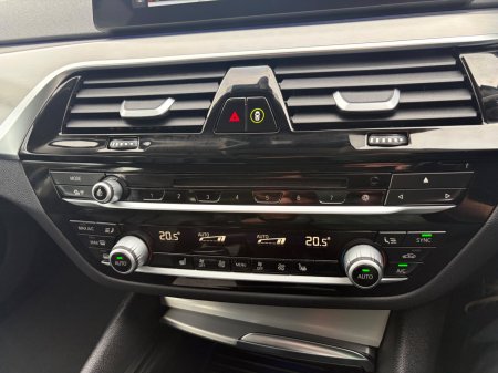 2018 BMW 5-Series - photo 22
