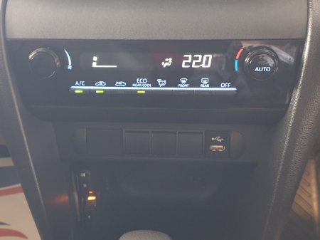 2022 Toyota Yaris Cross - photo 17