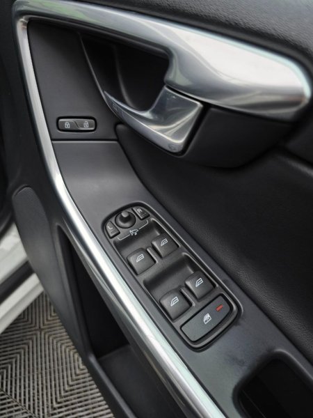 2016 Volvo XC60 - photo 23