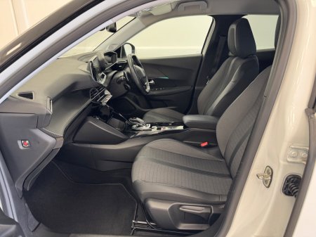 2021 Peugeot 2008 - photo 5