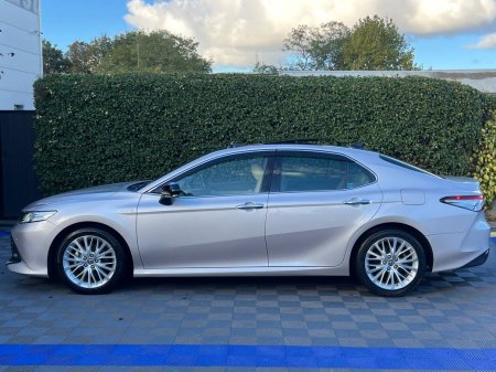 2018 Toyota Camry - photo 3