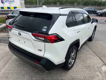 2020 Toyota RAV4 - photo 7