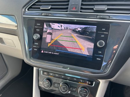 2020 Volkswagen Tiguan - photo 11