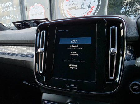 2020 Volvo XC40 - photo 24
