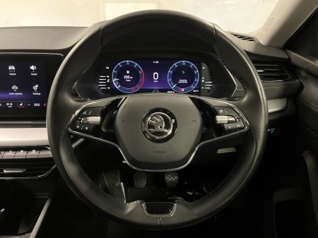 2023 Skoda Octavia - photo 5