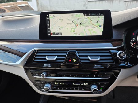 2018 BMW 5-Series - photo 13