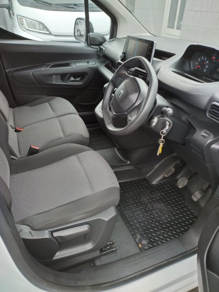 2021 Peugeot Partner - photo 12