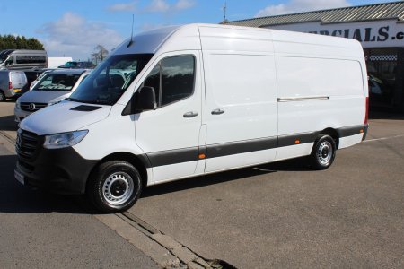 2023 Mercedes-Benz Sprinter - photo 2