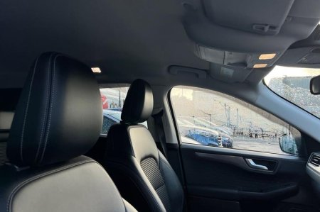 2020 Ford Kuga - photo 17