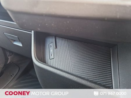 2027 Nissan Interstar - photo 15