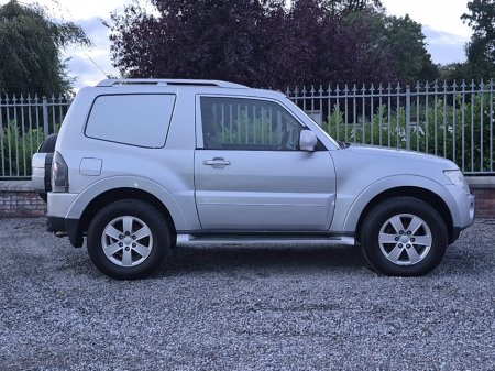2008 Mitsubishi Pajero - photo 3