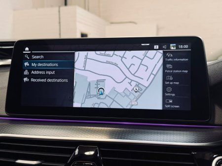 2022 BMW 5-Series - photo 14