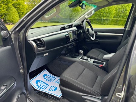 2020 Toyota Hilux - photo 9