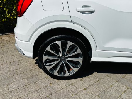 2020 Audi SQ2 - photo 5