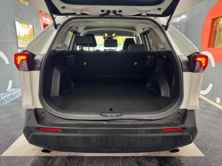 2019 Toyota RAV4 - photo 8