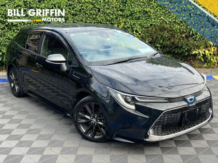 2021 Toyota Corolla TOURING WXB 1.8 HYBRID AUTO // 18" ALLOYS // HALF LEATHER INTERIOR // REVERSE CAMERA