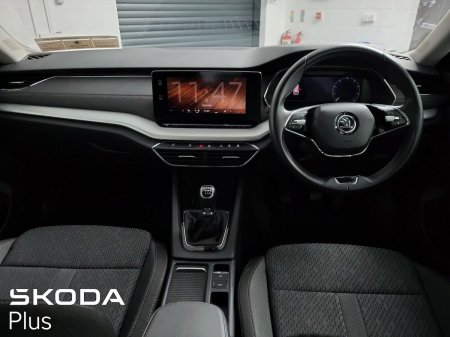 2023 Skoda Octavia - photo 2