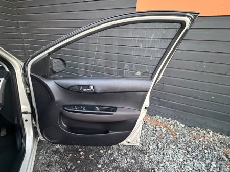 2012 Hyundai i20 - photo 16