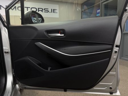 2021 Toyota Corolla - photo 18