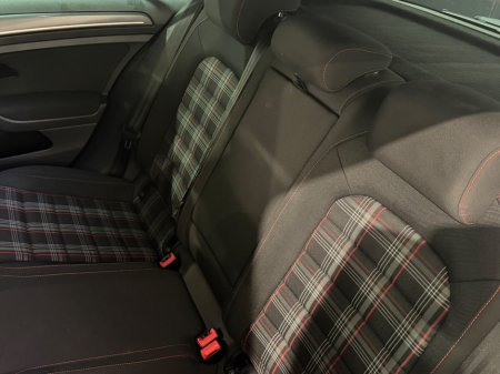 2017 Volkswagen Golf - photo 16