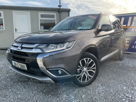 2018 Mitsubishi Outlander - photo 2