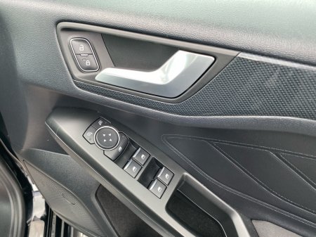 2019 Ford Focus - photo 11