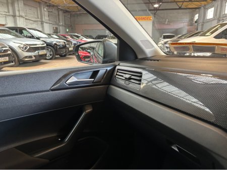 2024 Volkswagen Polo - photo 17