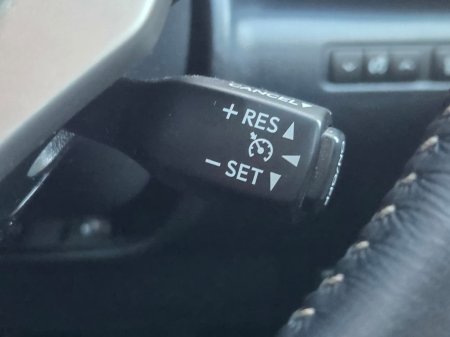 2015 Lexus IS - photo 15