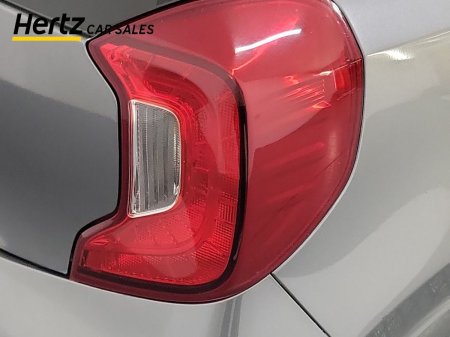 2023 Kia Picanto - photo 8