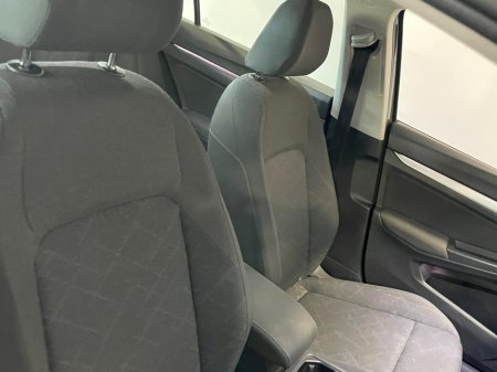 2020 Volkswagen Golf - photo 17