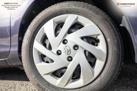 2015 Toyota Aqua - photo 22